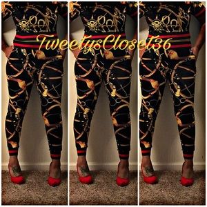 Brand new 2 piece set